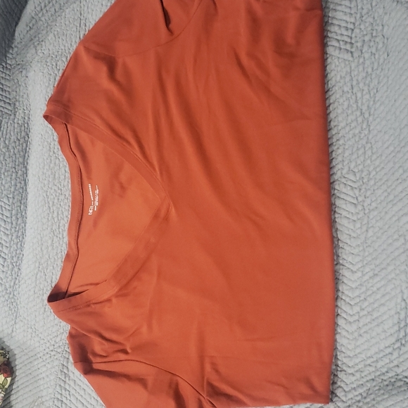 Top - Picture 4 of 5